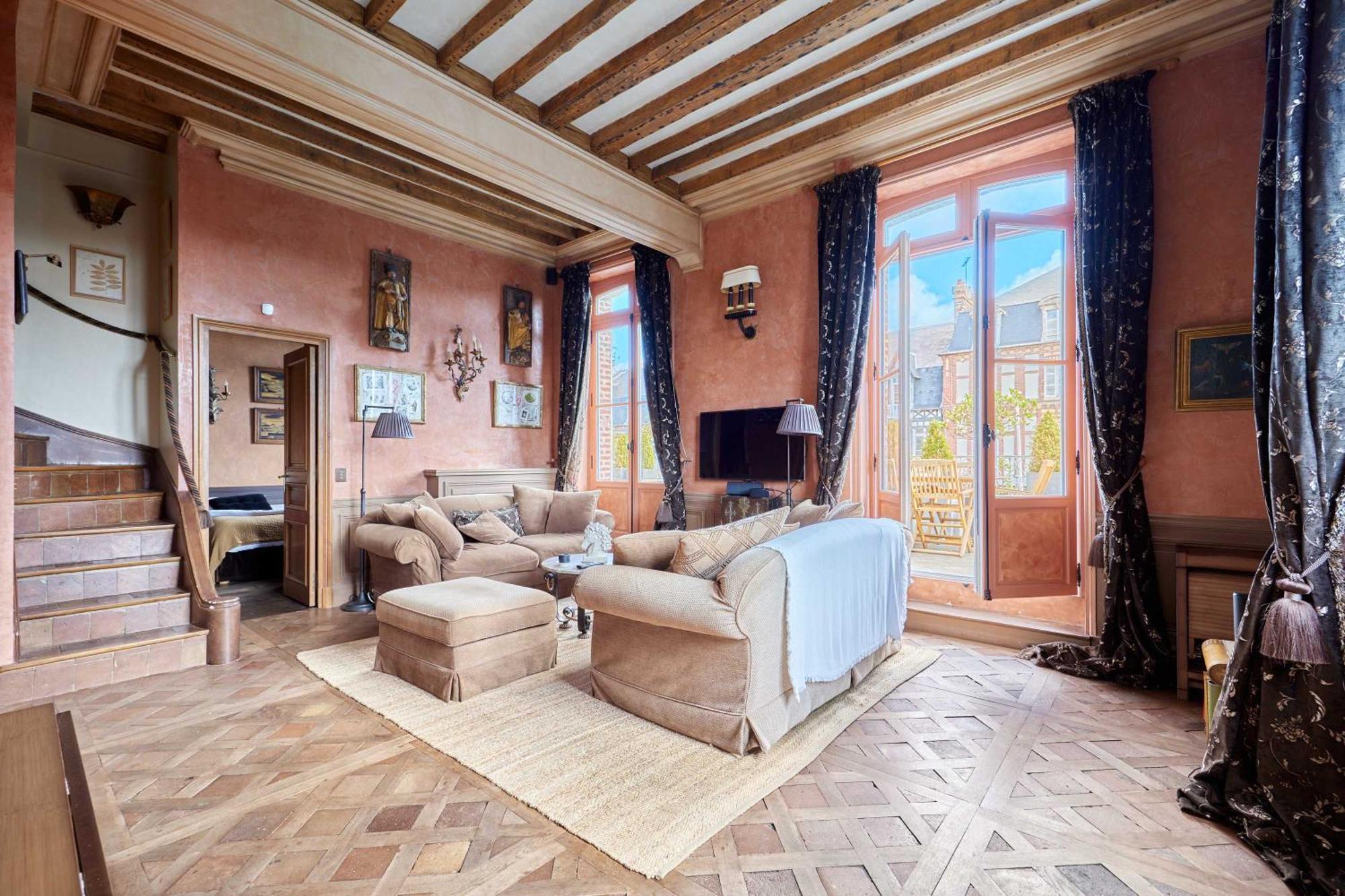 Luxurious 4 Bedroom Duplex, 200M From Place Morny 도빌 외부 사진